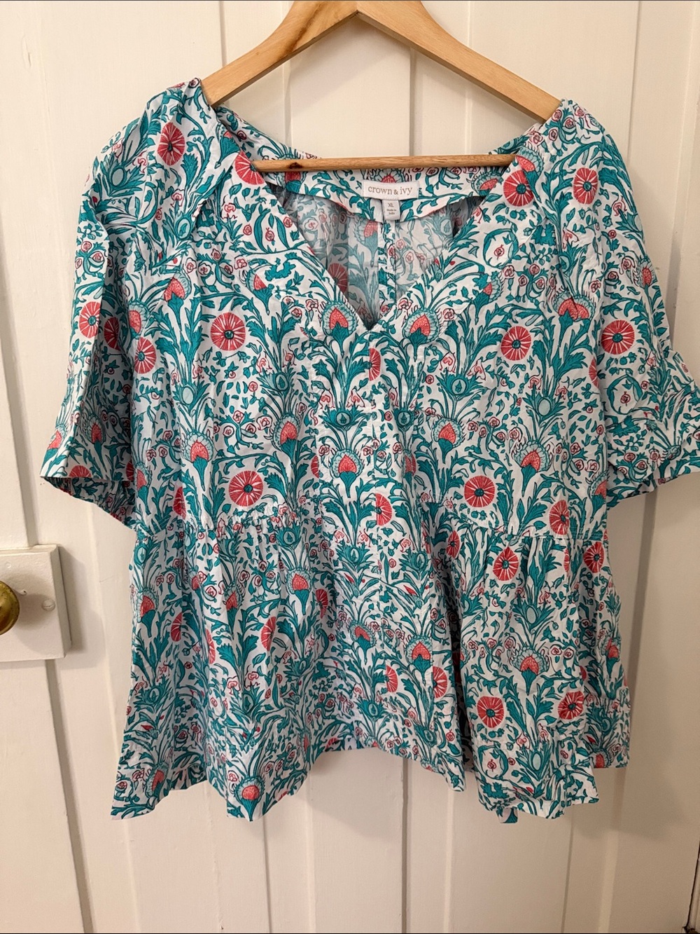 crown & ivy Teal and Coral Floral Peasant Blouse